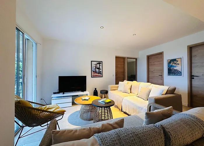 Benedetu Apartment